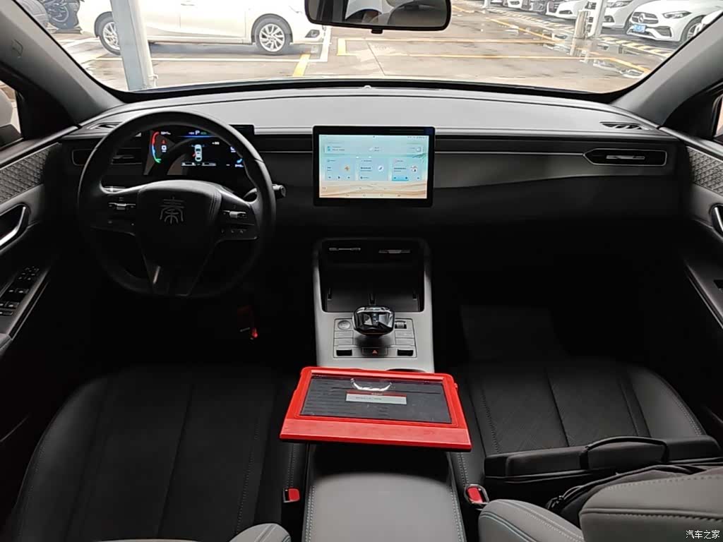 BYD Qin, 2025 10
