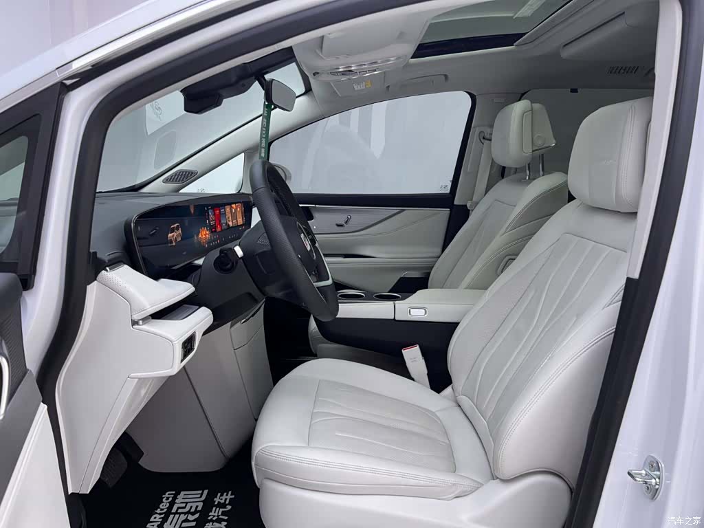 Buick GL8, 2025 14
