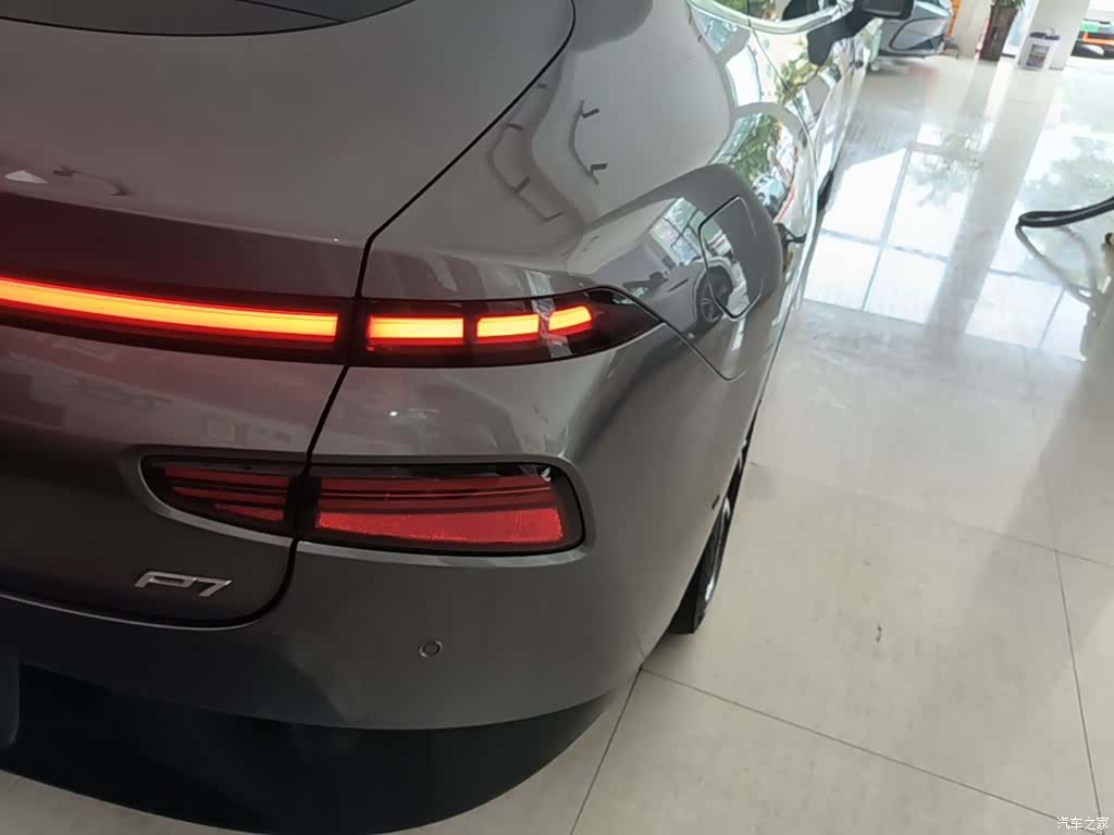 Xpeng P7, 2023 8