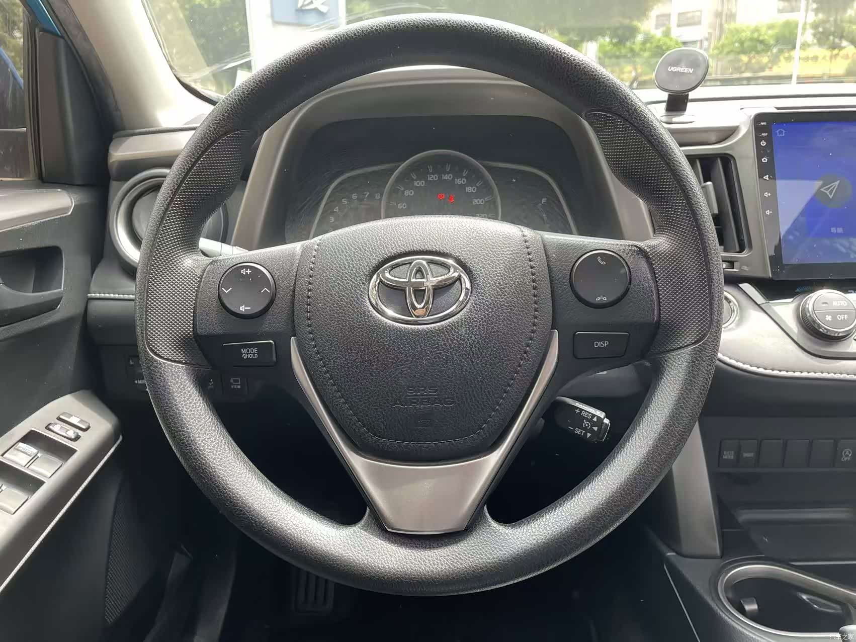 Toyota RAV4, 2017 17