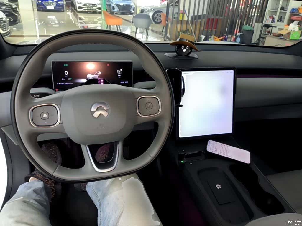 NIO ET5, 2024 10