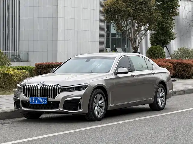 BMW 7-Series 2011 — купить из Китая под заказ