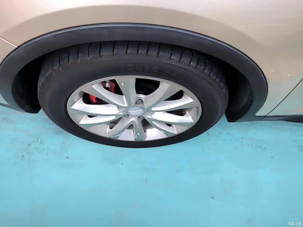 Geely Emgrand, 2018 23