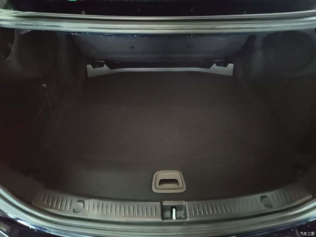 Mercedes-Benz E-Class, 2017 12