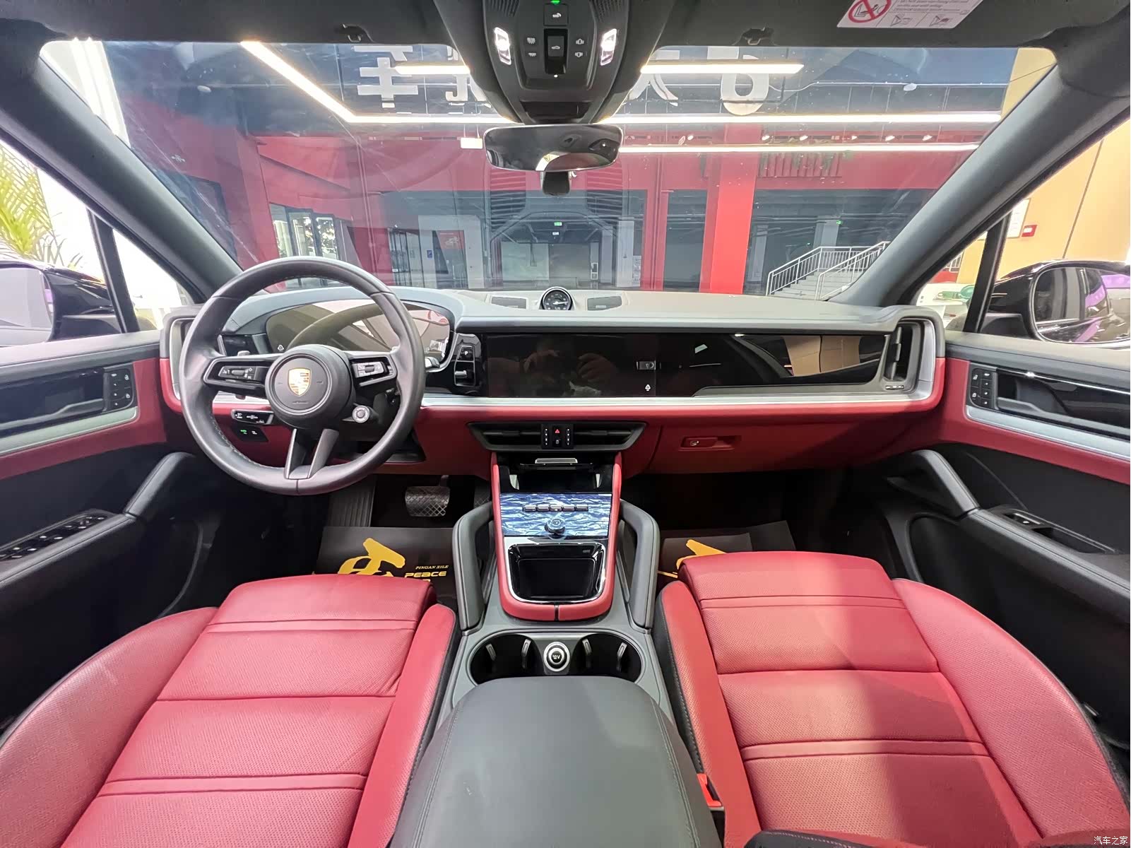 Porsche Cayenne, 2024 12