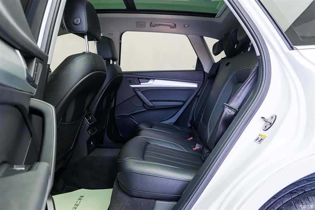 Audi Q5L, 2021 12