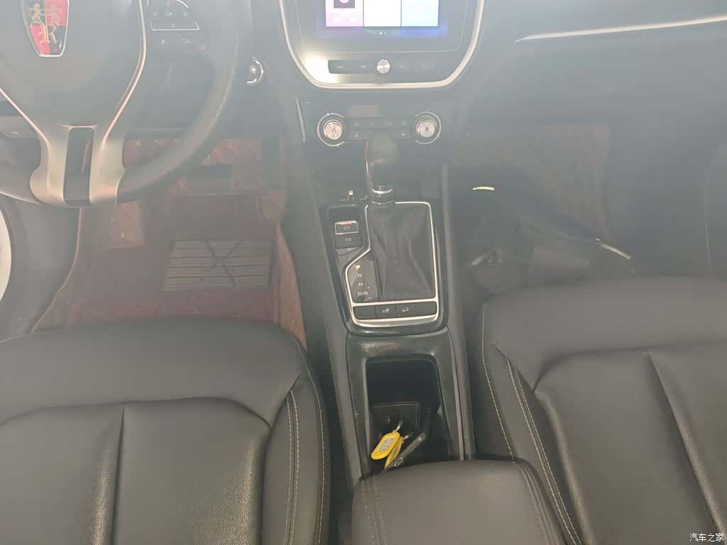 Roewe RX3, 2019 10
