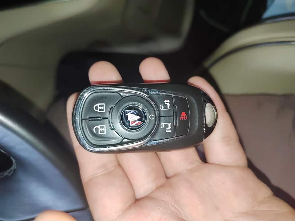 Buick GL8