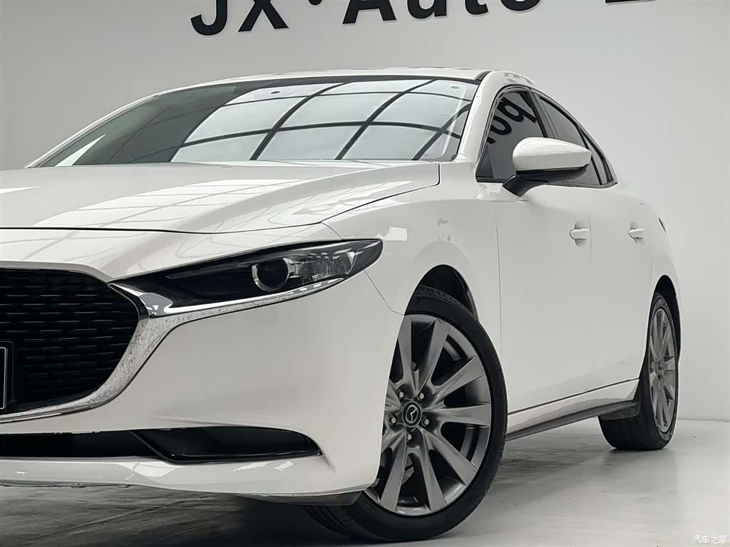 Mazda Mazda3, 2021 все фото