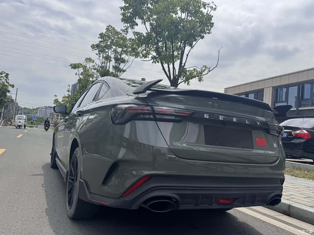 Geely Binray, 2022 25