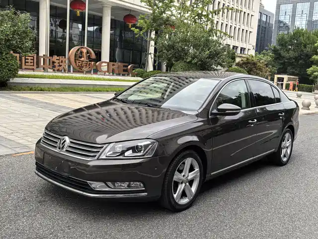 Volkswagen Magotan 2015 — купить из Китая под заказ
