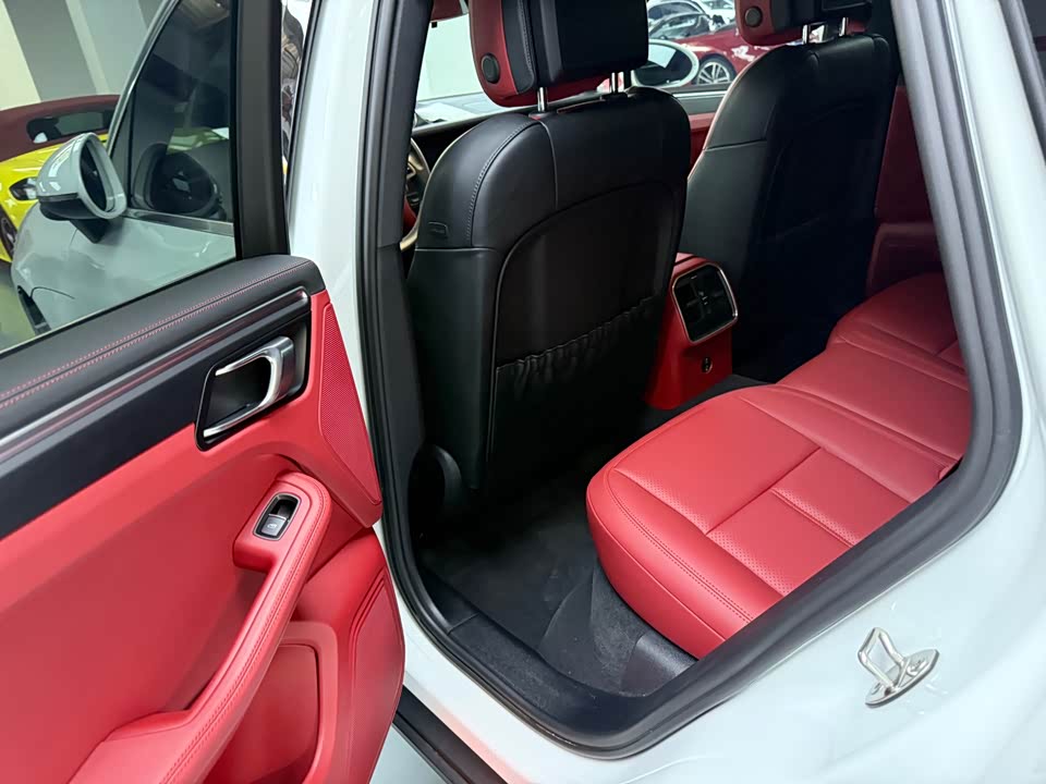 Porsche Macan Porsche Macan