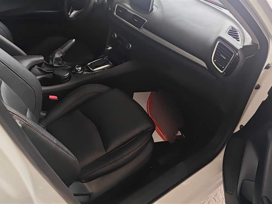 Mazda 3 Angkesaila Mazda 3 Angkesaila