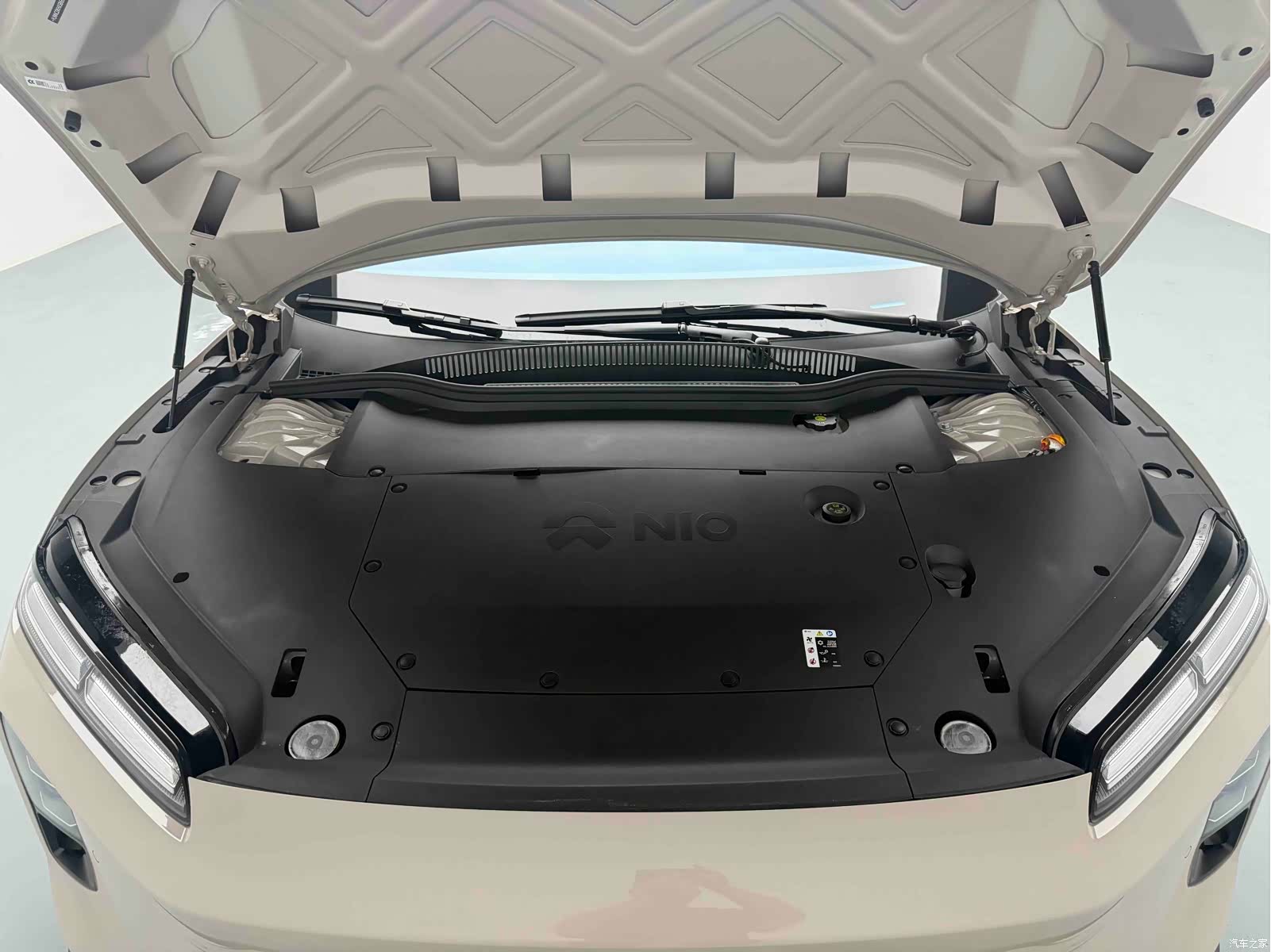 NIO ET5, 2025 15