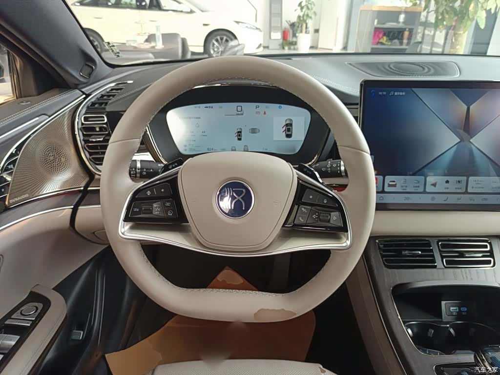 BYD Han, 2025 7