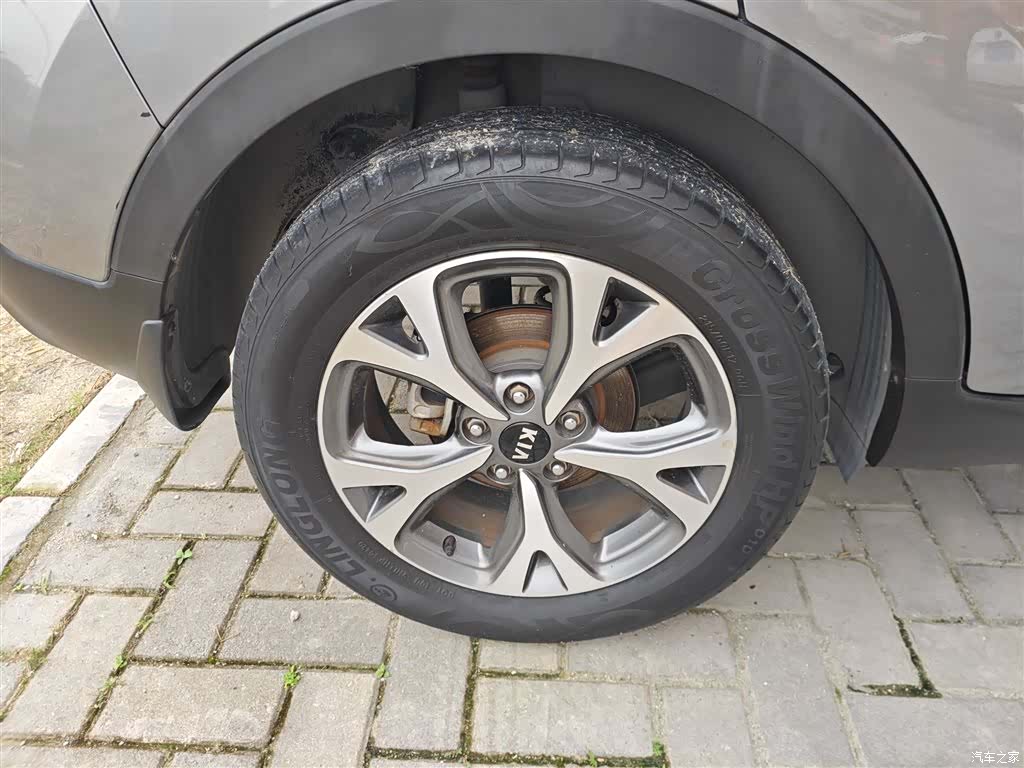 Kia KX3, 2016 26