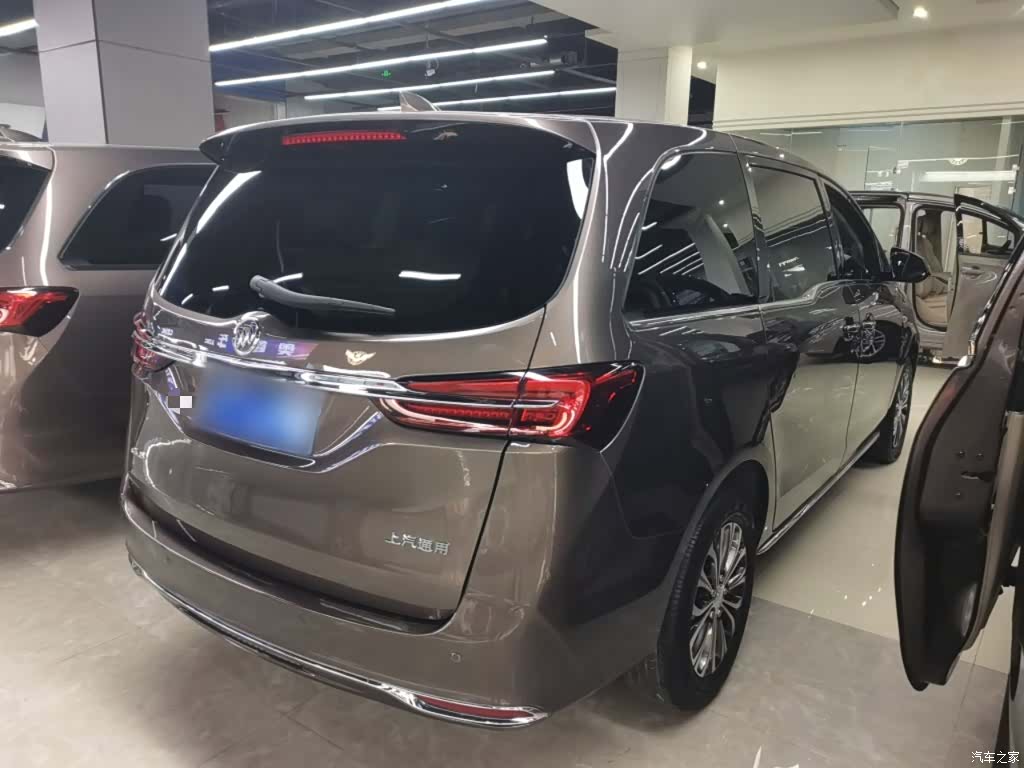 Buick GL8, 2023 7