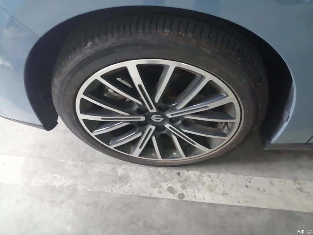 Leapmotor B01, 2025 23