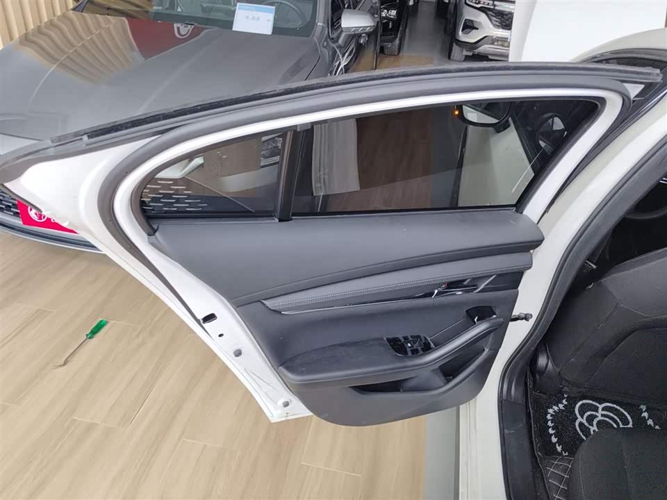 Mazda 3 Angkesaila Mazda 3 Angkesaila