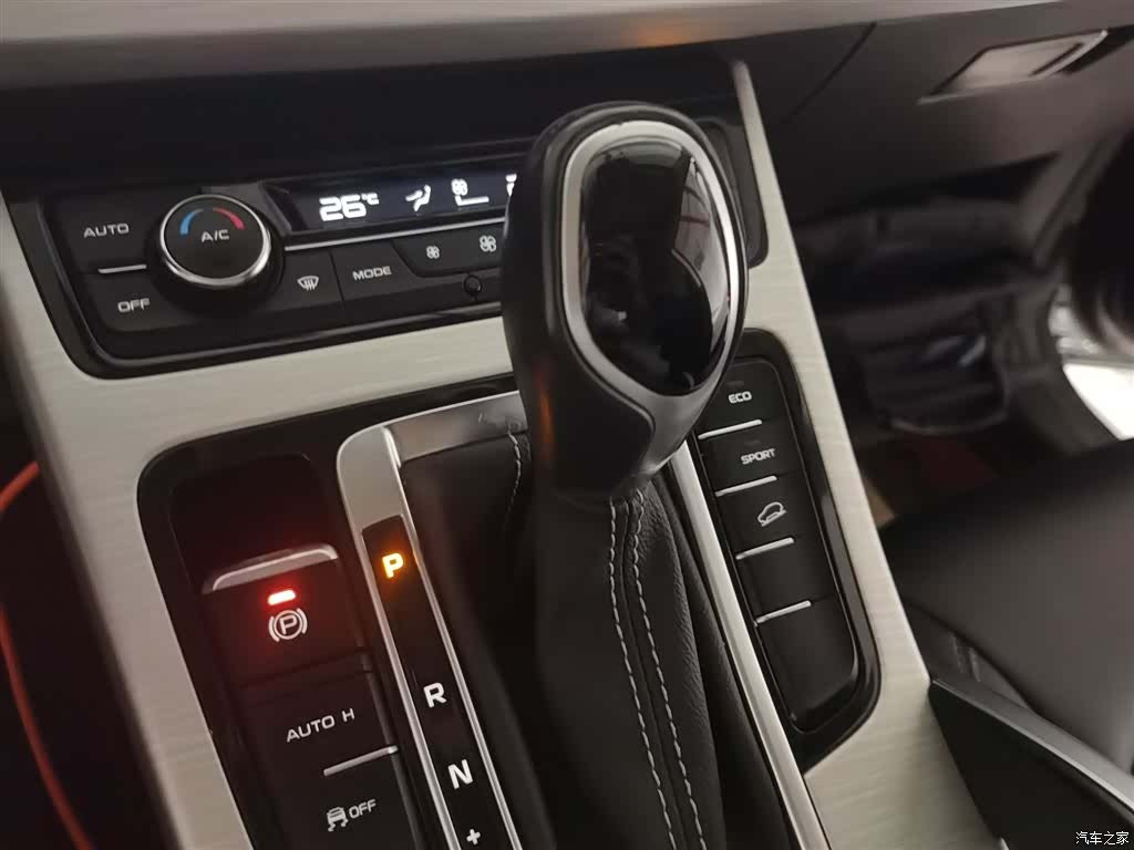 Geely Boyue, 2019 7
