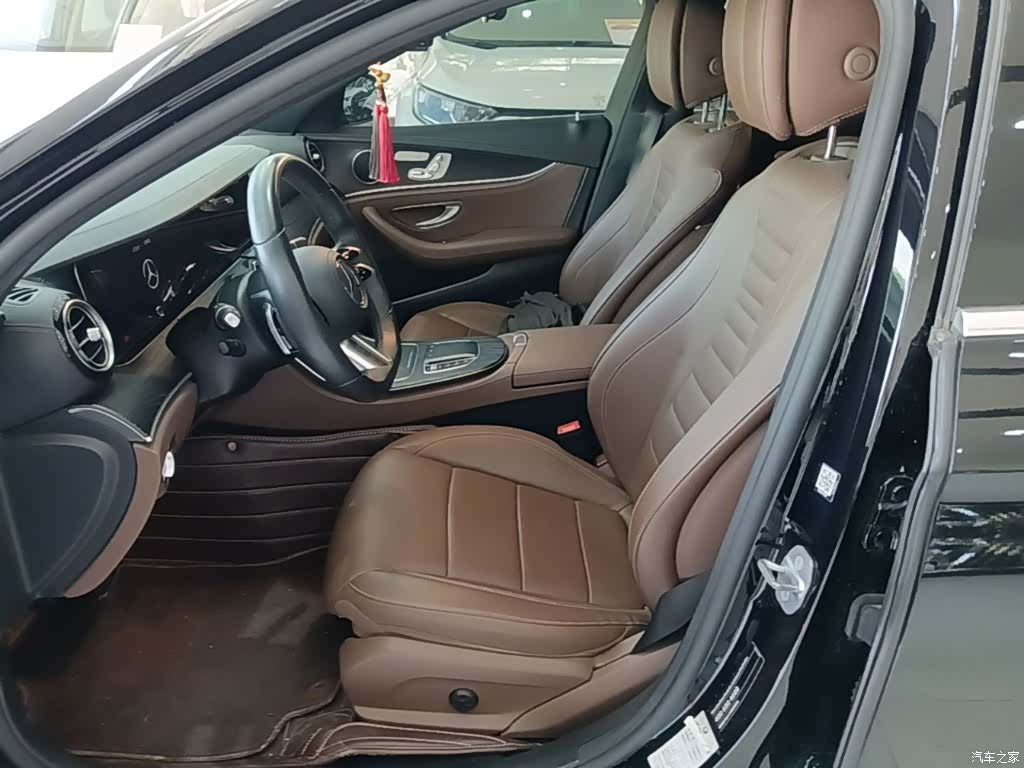 Mercedes-Benz E-Class, 2021 15
