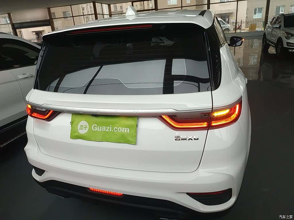 Geely X6, 2020 6