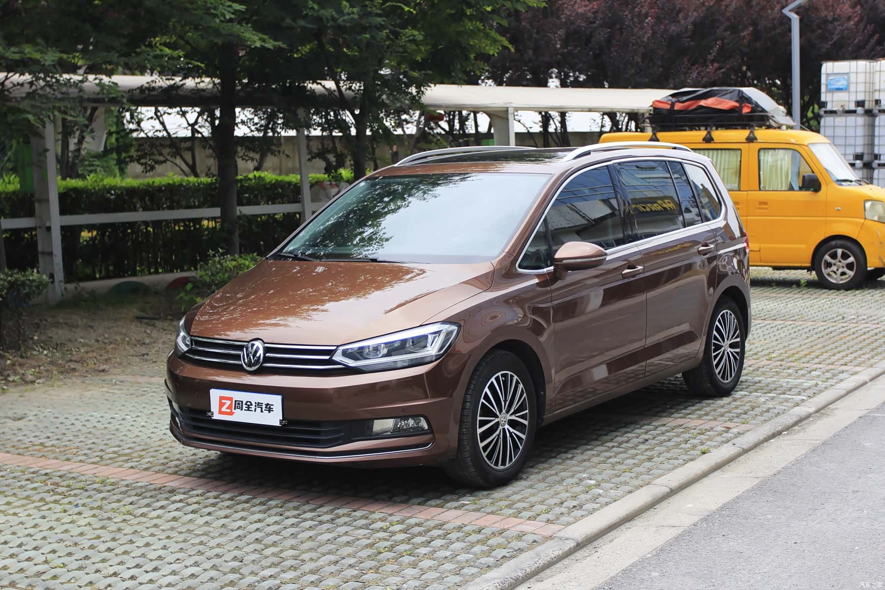 Volkswagen L, 2017 1