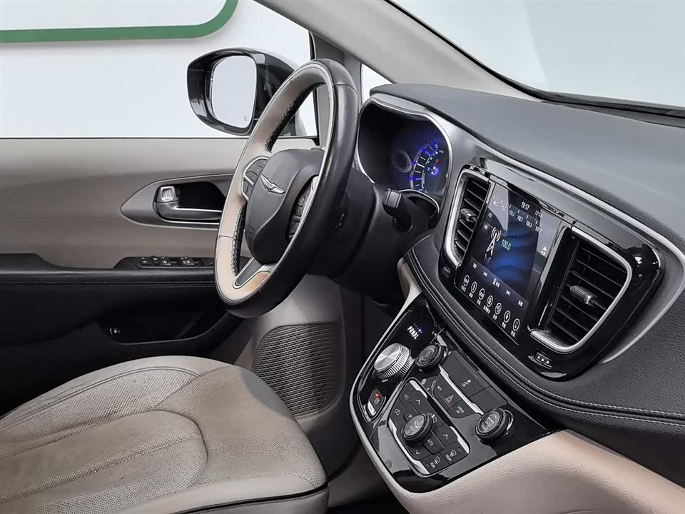 Chrysler Dajialong PHEV