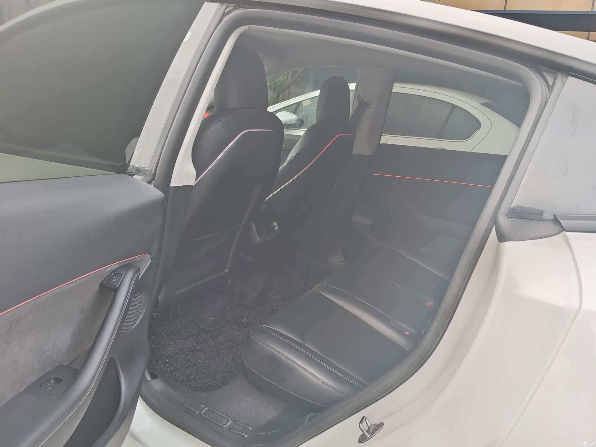 Tesla Model Y, 2022 7