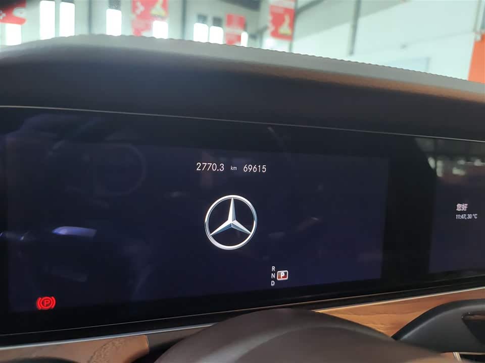 Mercedes-Benz E-class Mercedes-Benz E-class