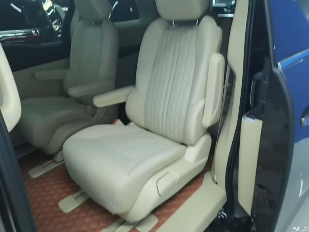 Buick GL8, 2023 17