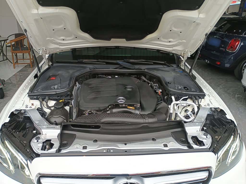 Mercedes-Benz E-Class, 2019 16
