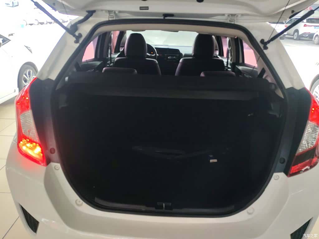 Honda Fit, 2017 15