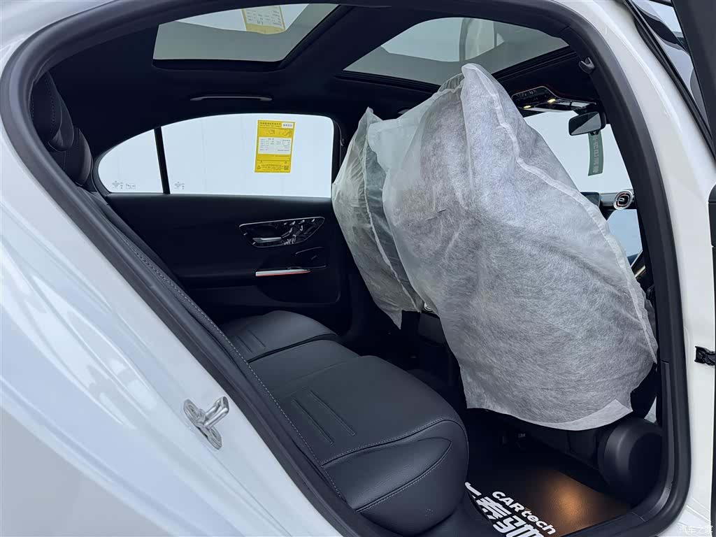 Mercedes-Benz C-Class, 2024 25