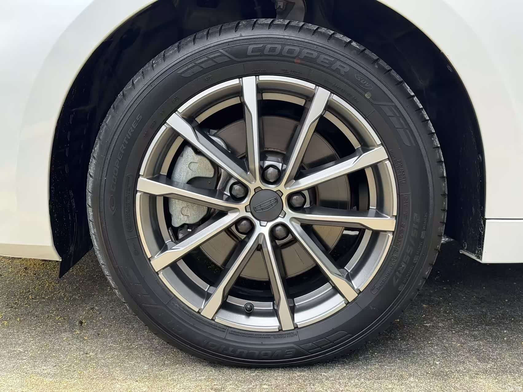 Geely +, 2021 10