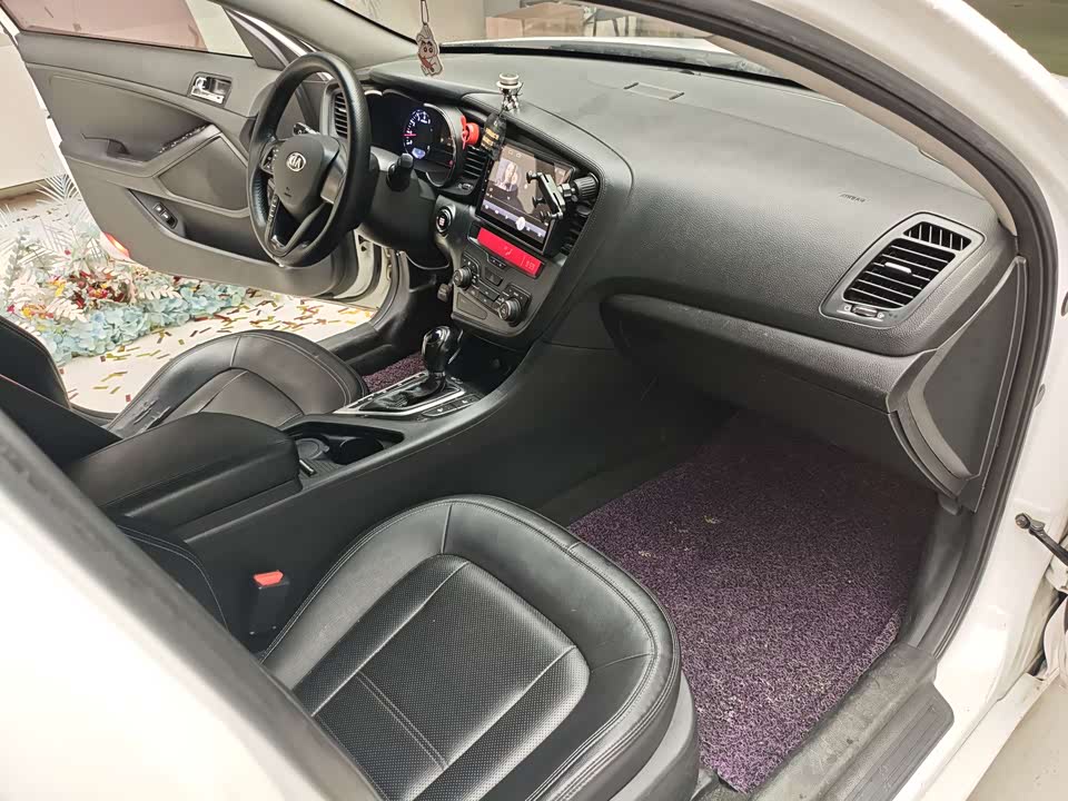 Kia K5 Kia K5