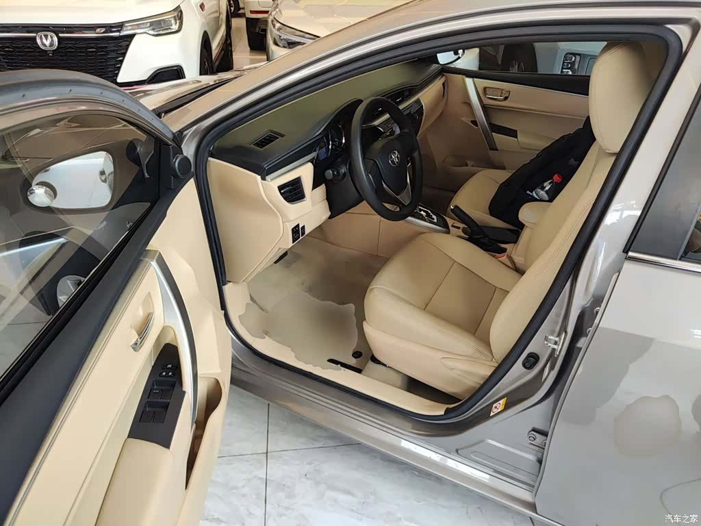 Toyota Corolla, 2015 9