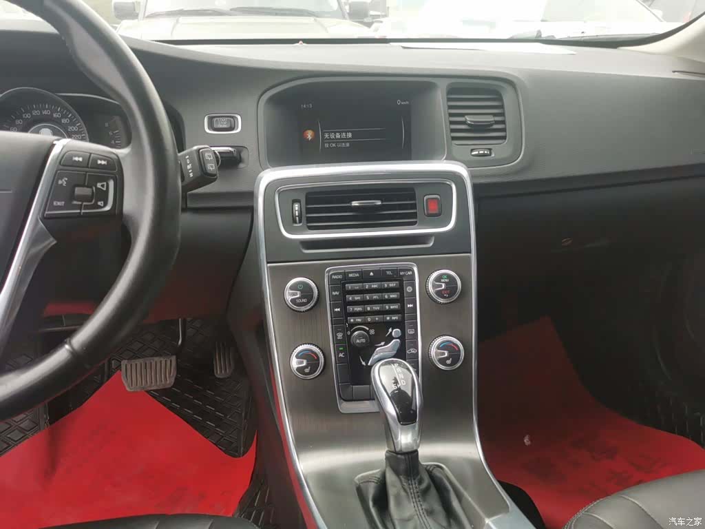 Volvo V60, 2015 13