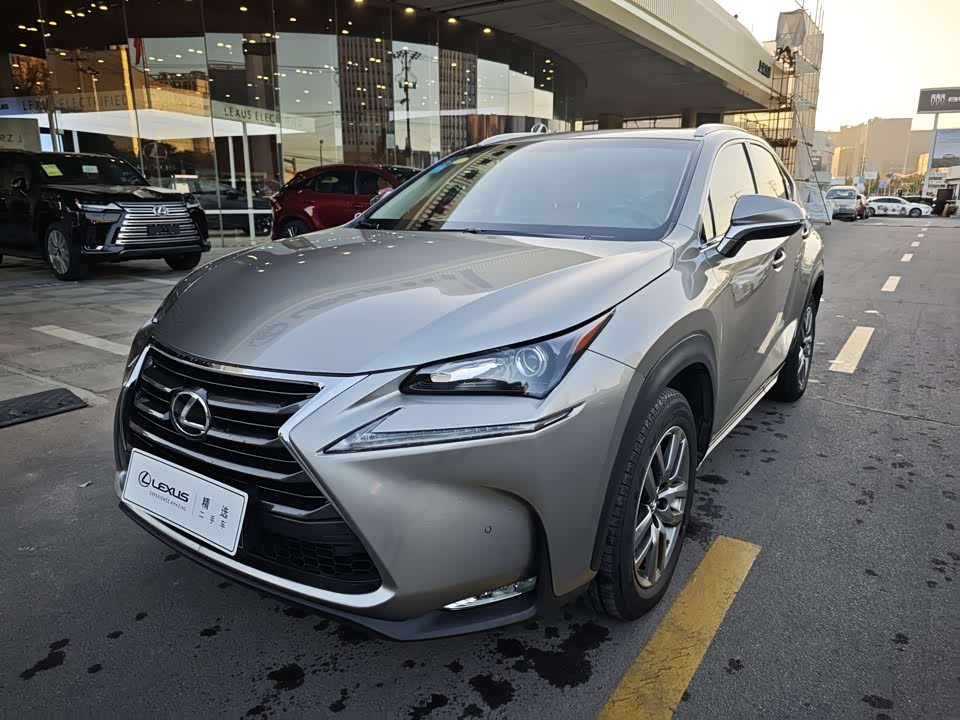 Lexus NX