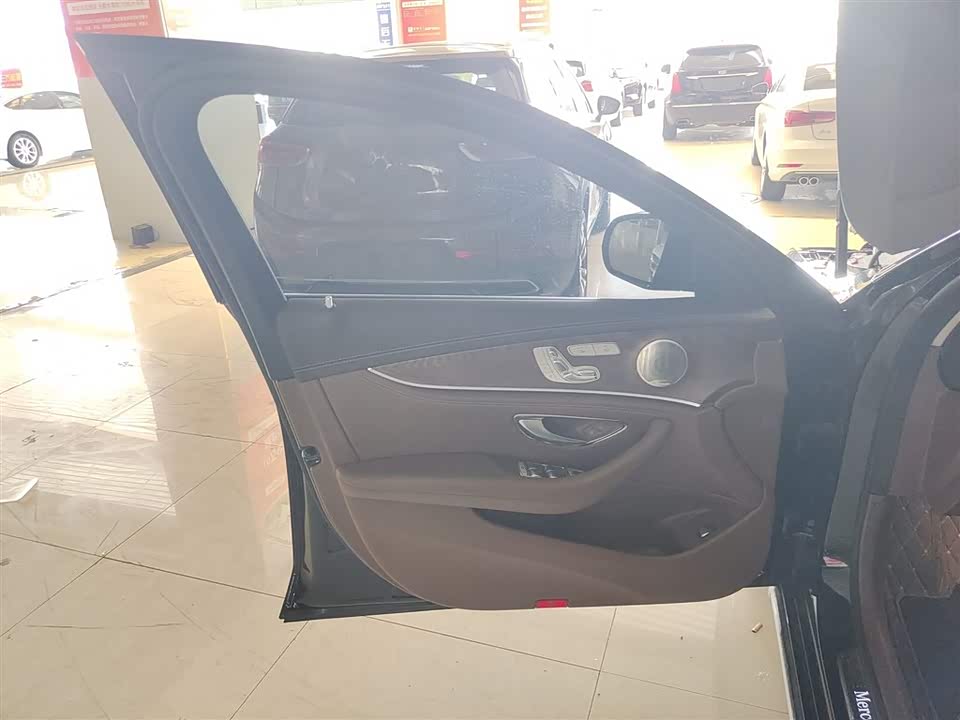 Mercedes-Benz E-class Mercedes-Benz E-class