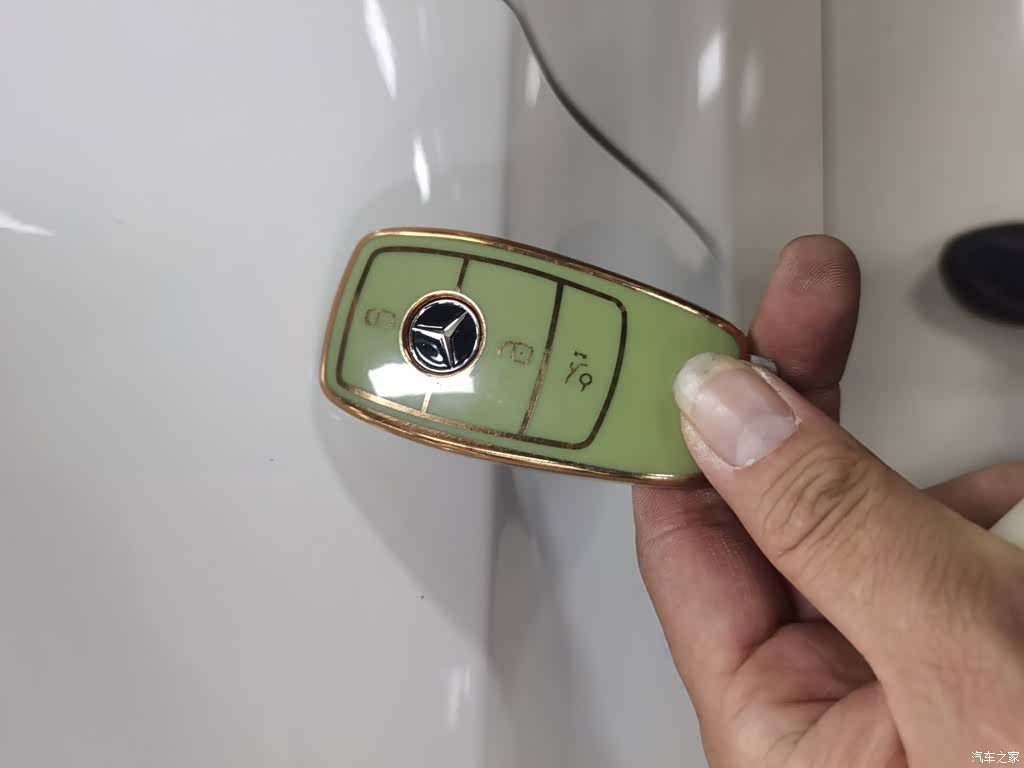Mercedes-Benz E-Class, 2022 9