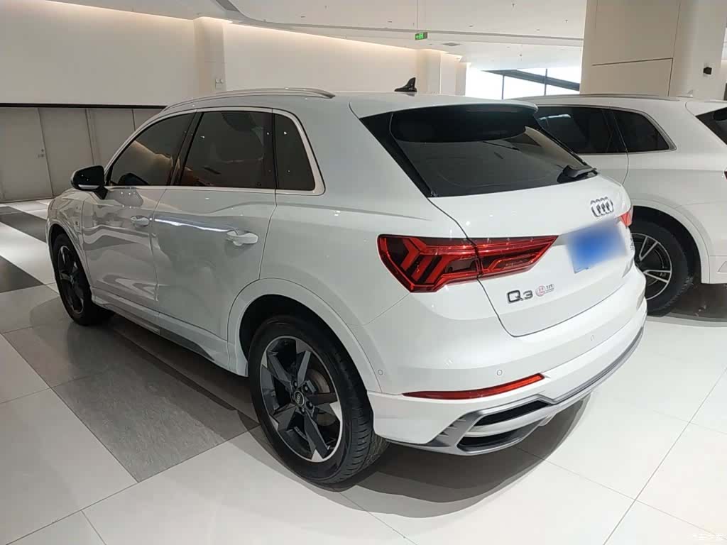 Audi Q3, 2022 21