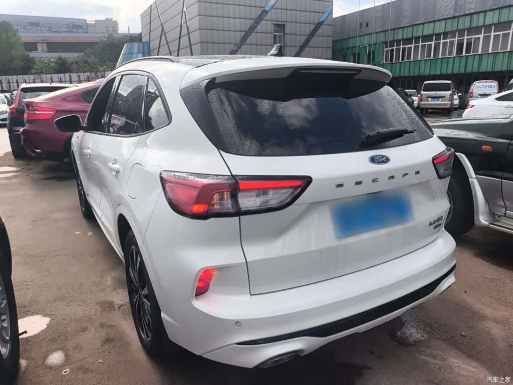 Ford Escape, 2022 все фото