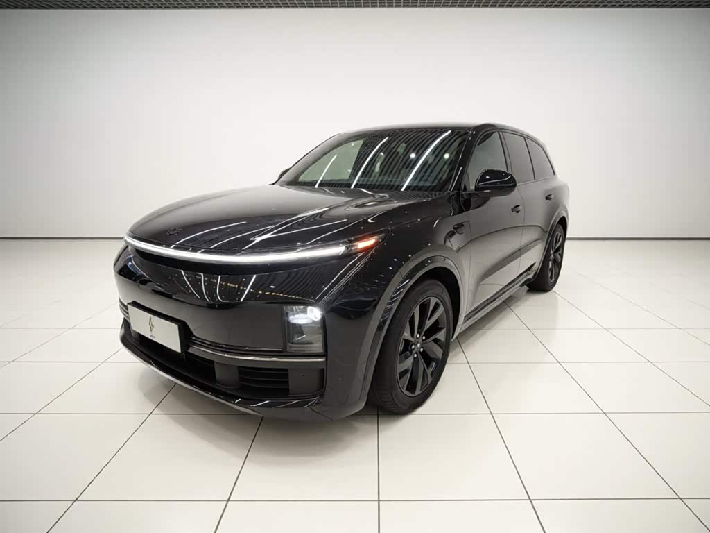 Li Auto L8