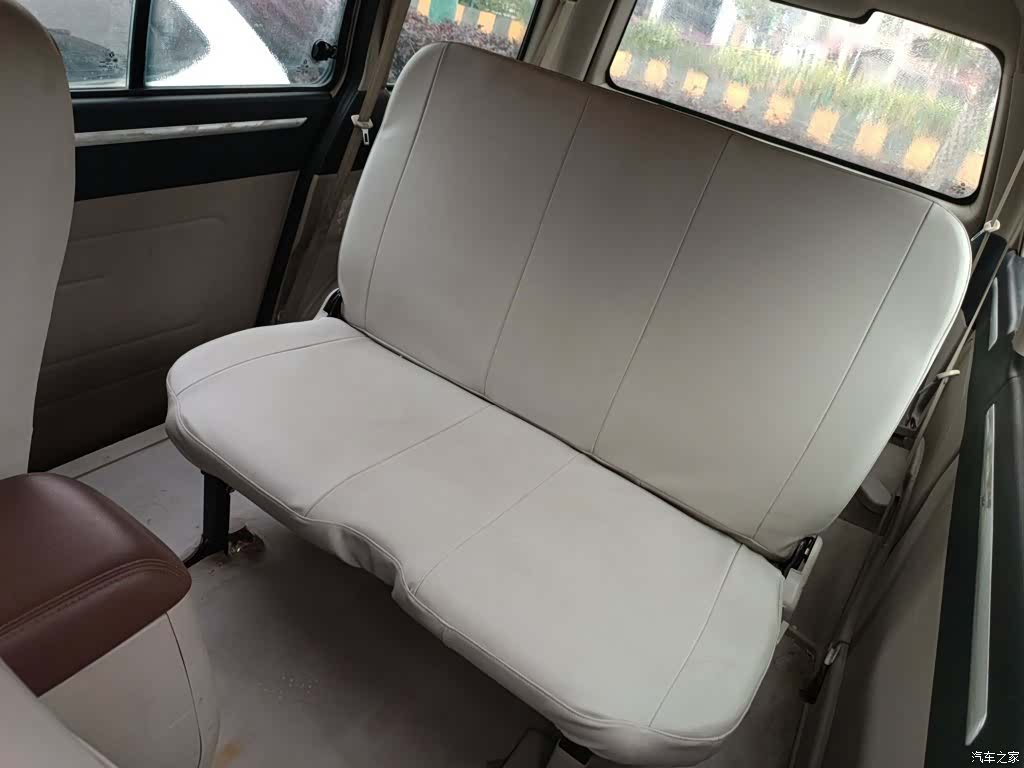 DongFeng M5, 2017 17