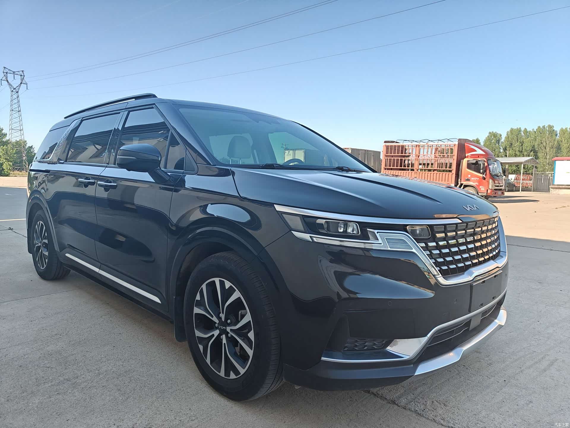 Kia Carnival, 2021 3