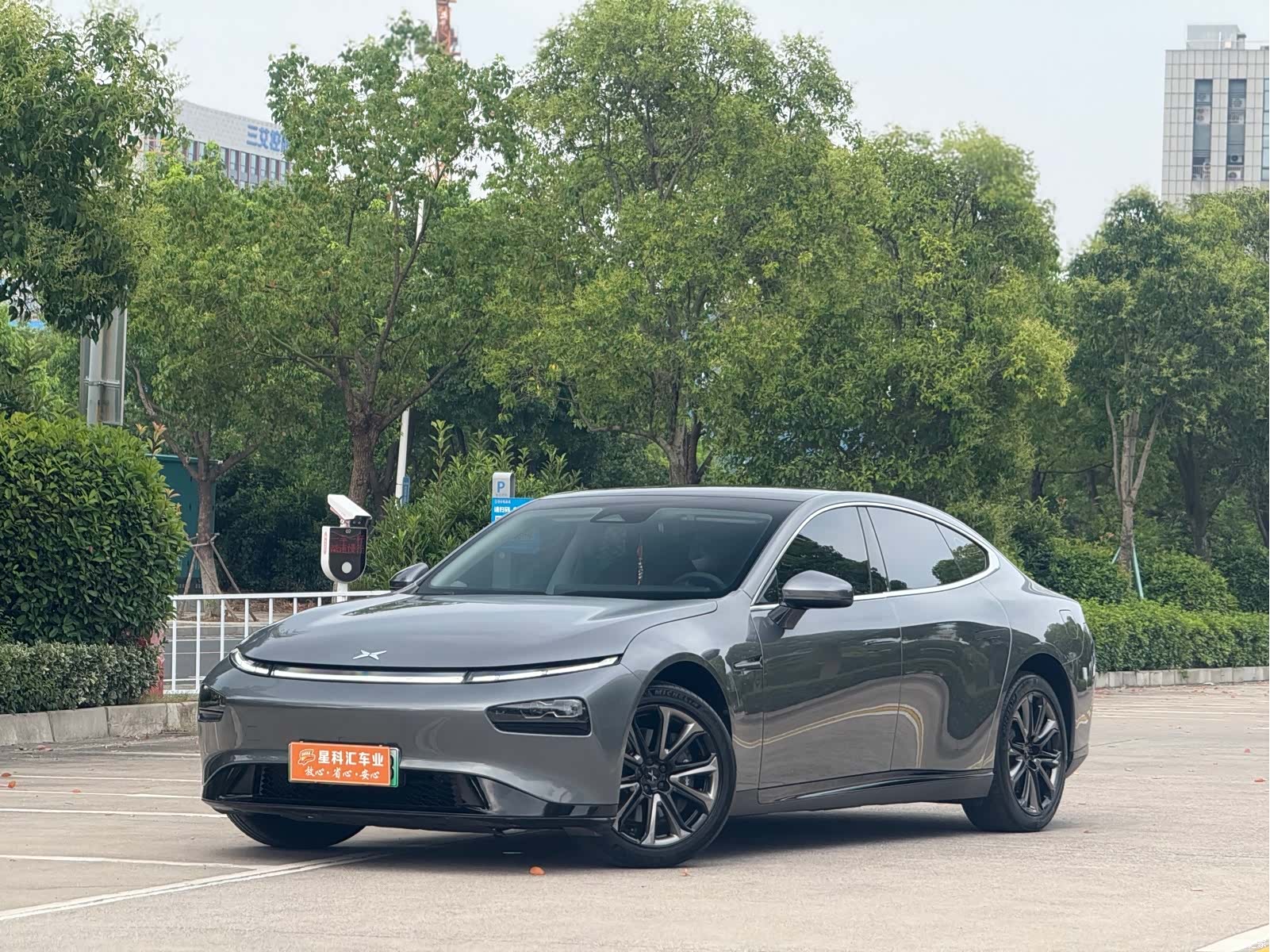 Xpeng P7, 2022 1