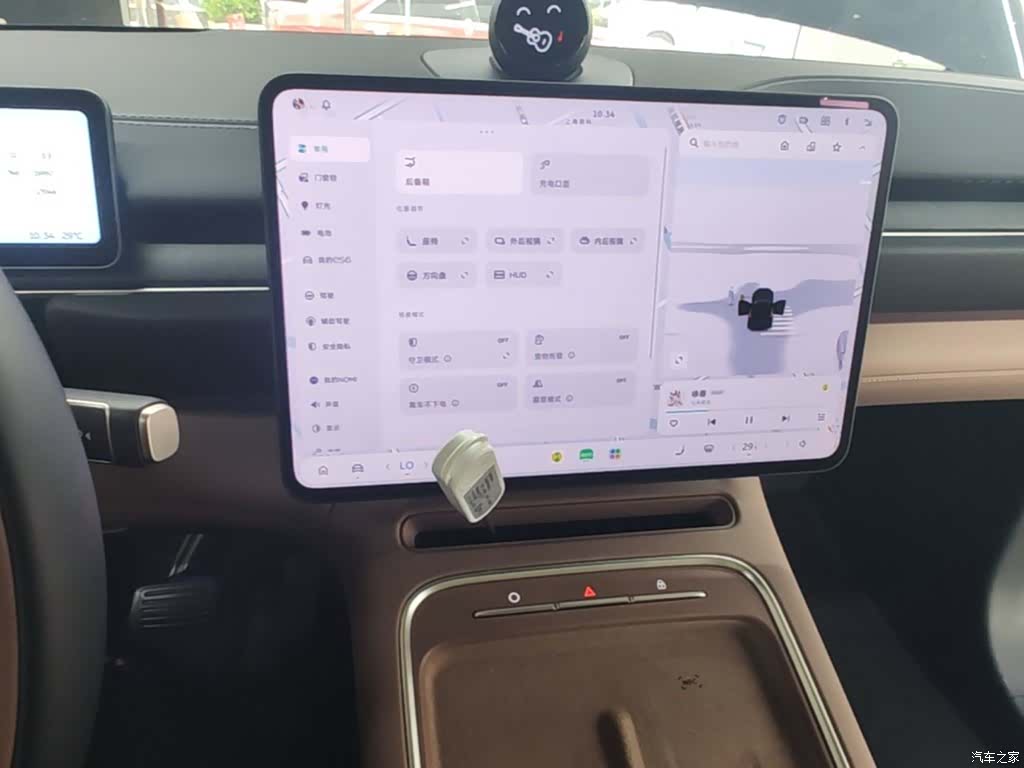 NIO ES6, 2025 13