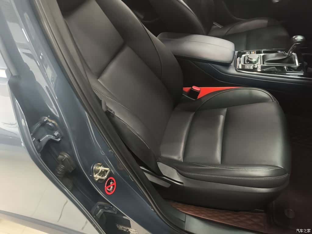 Mazda CX-30, 2021 25