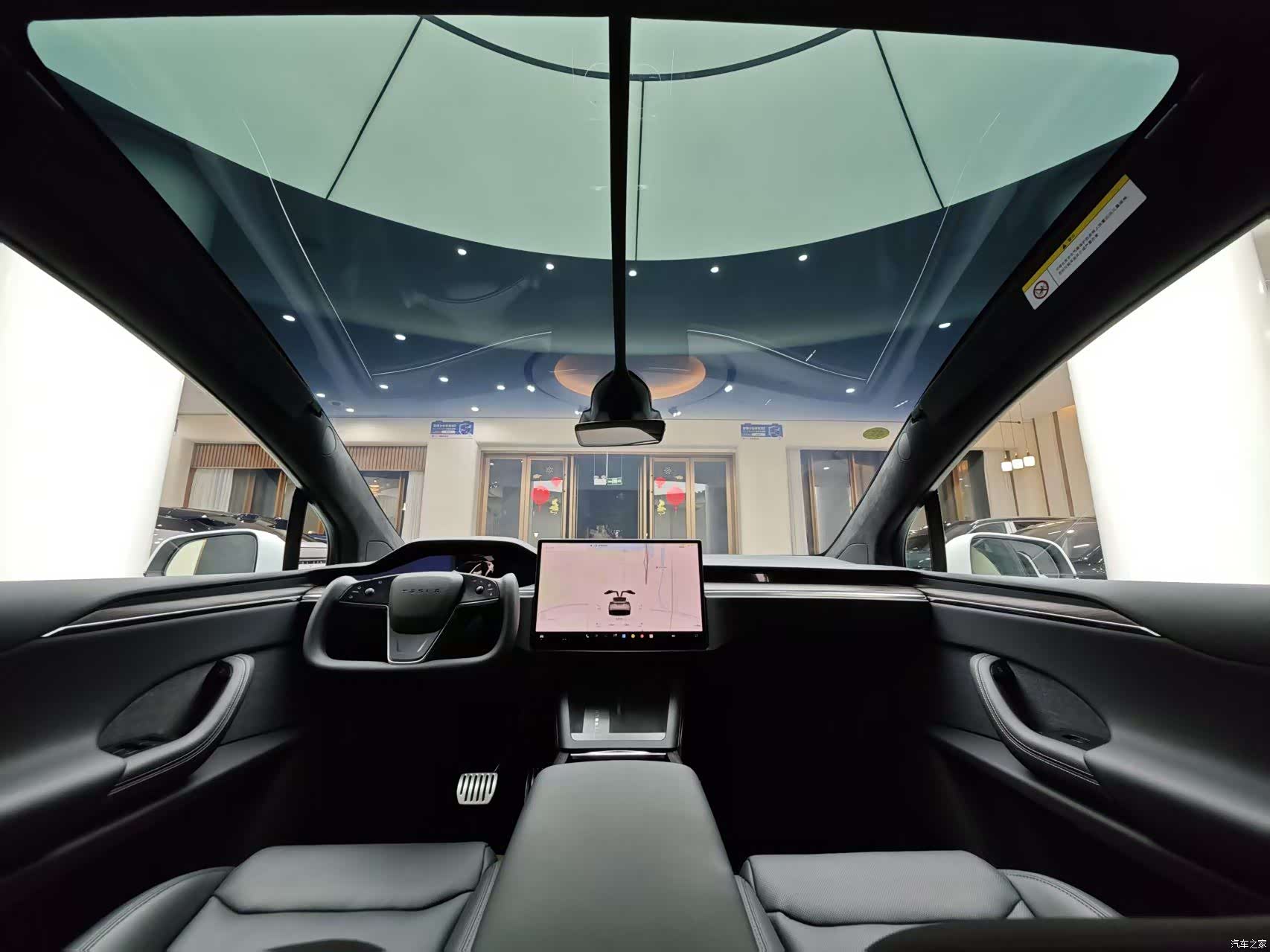 Tesla Model X, 2024 6